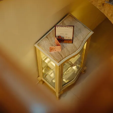 Ta' Nina Boutique Nocleg ze śniadaniem *