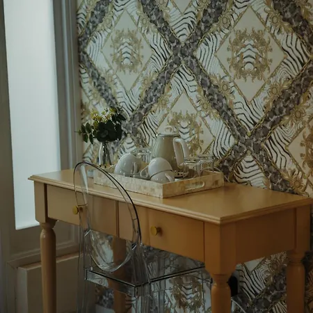 Nocleg ze śniadaniem Ta' Nina Boutique *