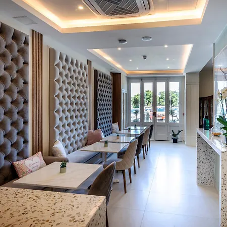 Ta' Nina Boutique Bed and Breakfast Μντίνα