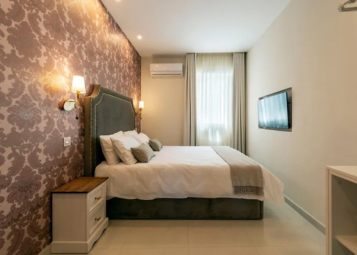 Oda ve Kahvaltı Ta' Nina Boutique *