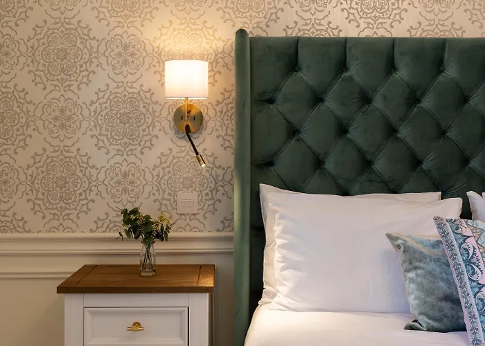 Ta' Nina Boutique B&B *