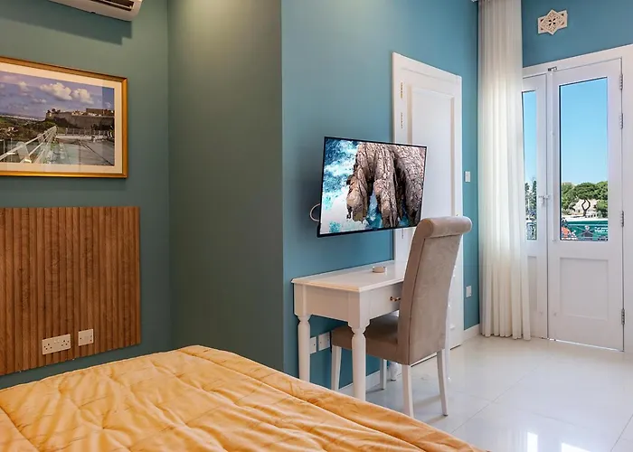 Oda ve Kahvaltı Ta' Nina Boutique *