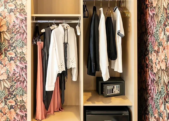 Ta' Nina Boutique * Mdina