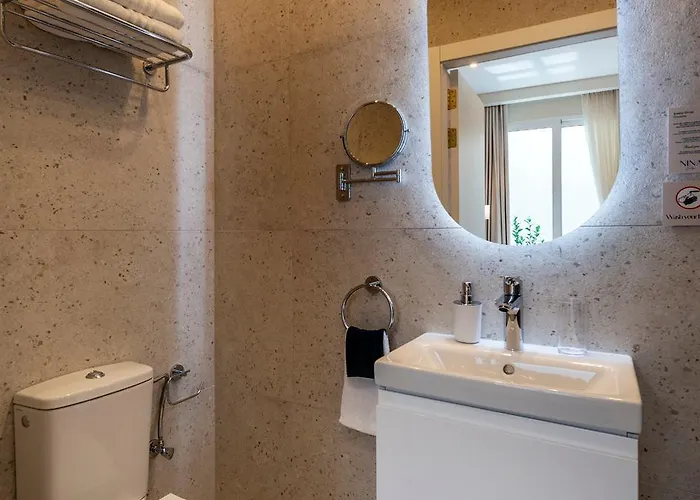 Oda ve Kahvaltı Ta' Nina Boutique *